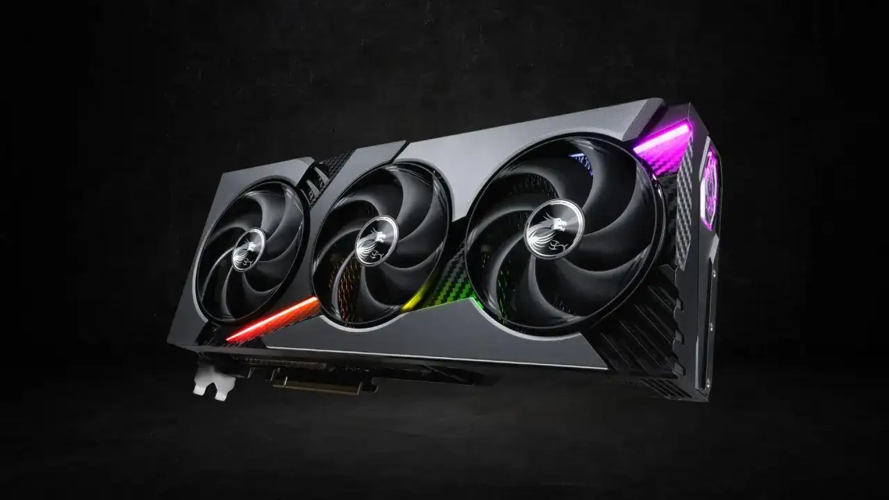 Leistungsstarke Grafikkarte mit drei Lüftern und RGB-Beleuchtung, ideal für einen GPU-Vergleich.